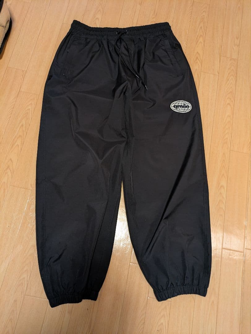 qmile キュマイル　黒 防水　ナイロンパンツ　スノーボードパンツ　Ｍ　韓国