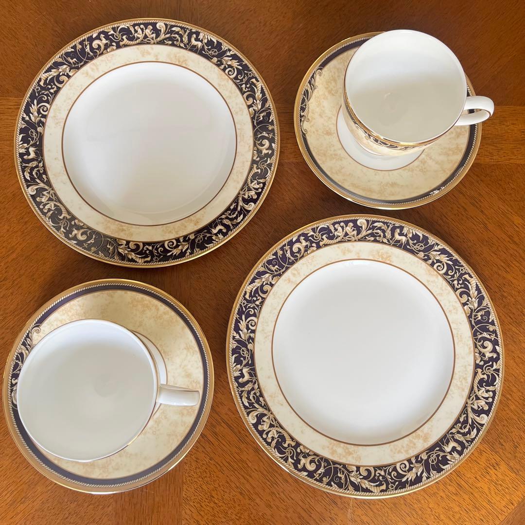 【美品】英国製　ウェッジウッド★コーヌコピア★トリオ　ペア