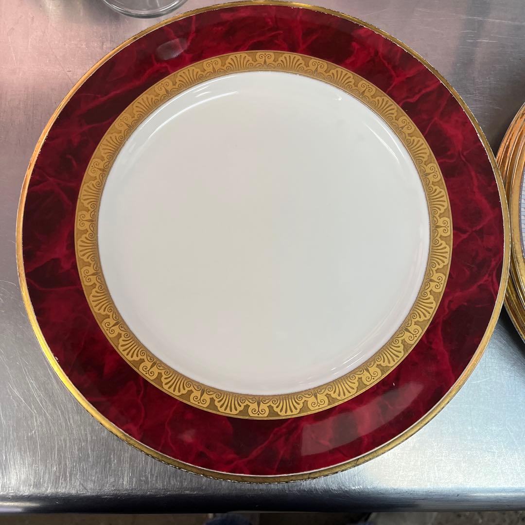 エレガントなセラミック皿 3点セット