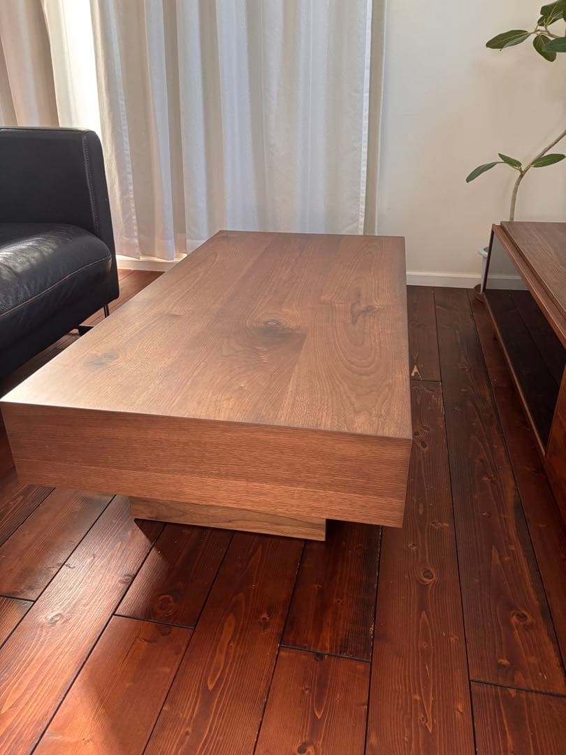 関家具テーブル　 Nippon aire RHICHO table