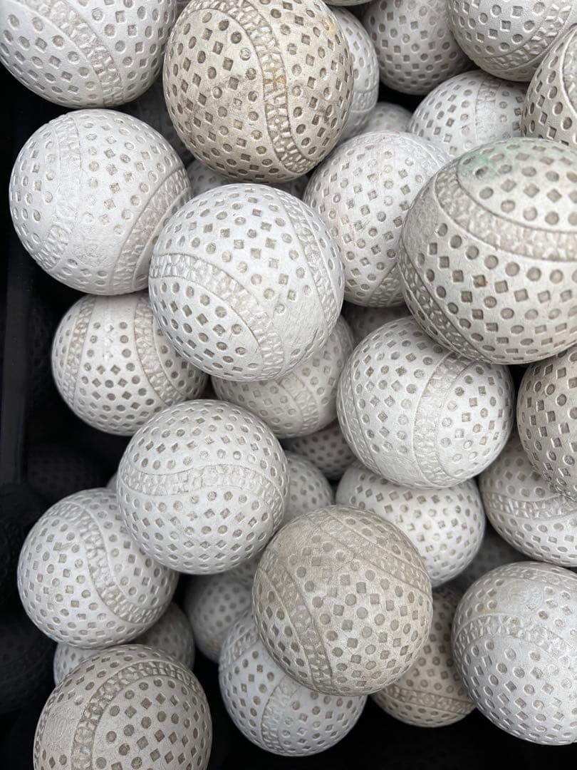 （送料込）70球9840円　野球ボール