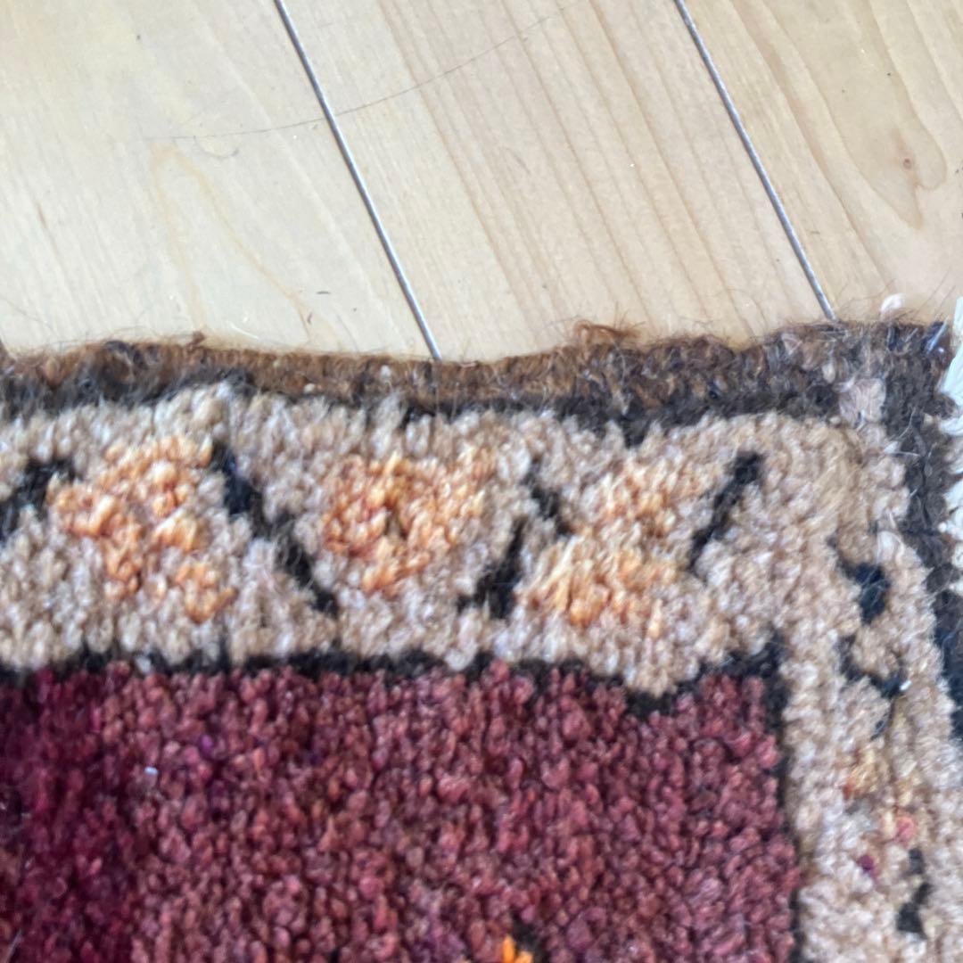 【りょう】トライバルラグ　グランピエ　115㎝×59㎝