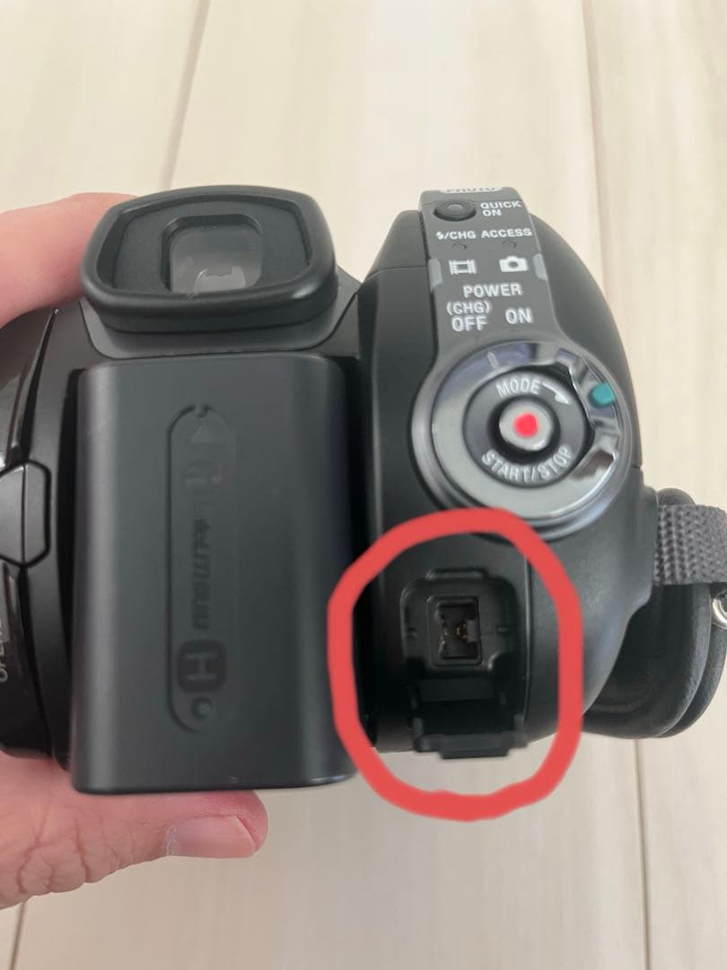 大容量120GBHDビデオカメラ SONY Handycam HDR-SR12