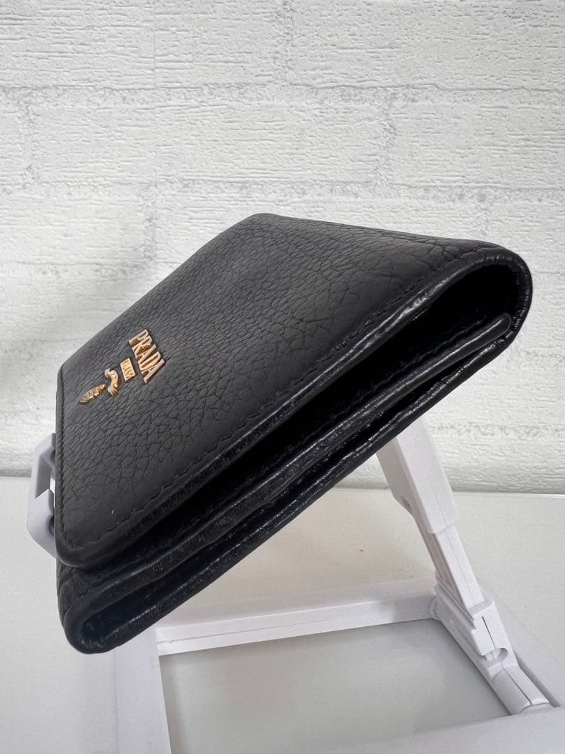 PRADA プラダ　3つ折り財布　財布