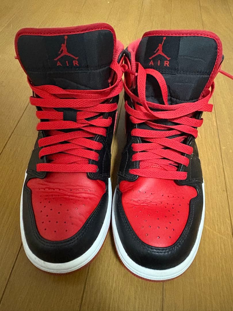 靴 Nike Air Jordan 1 Mid \"Bred Toe\"