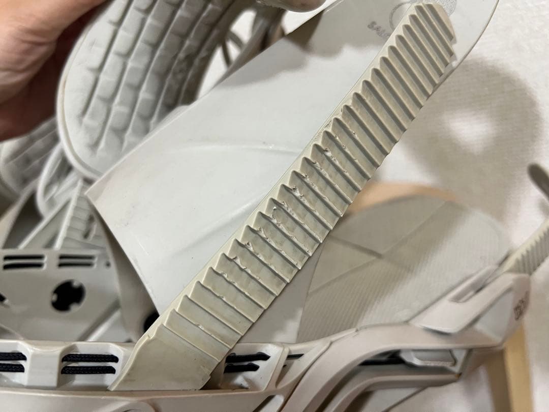 サロモン ホログラム S