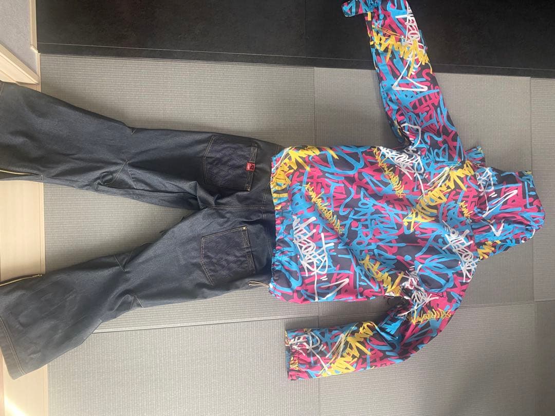 最終値下げ！　ACCスノーボードウェア上下セット　上Lサイズ下Mサイズ