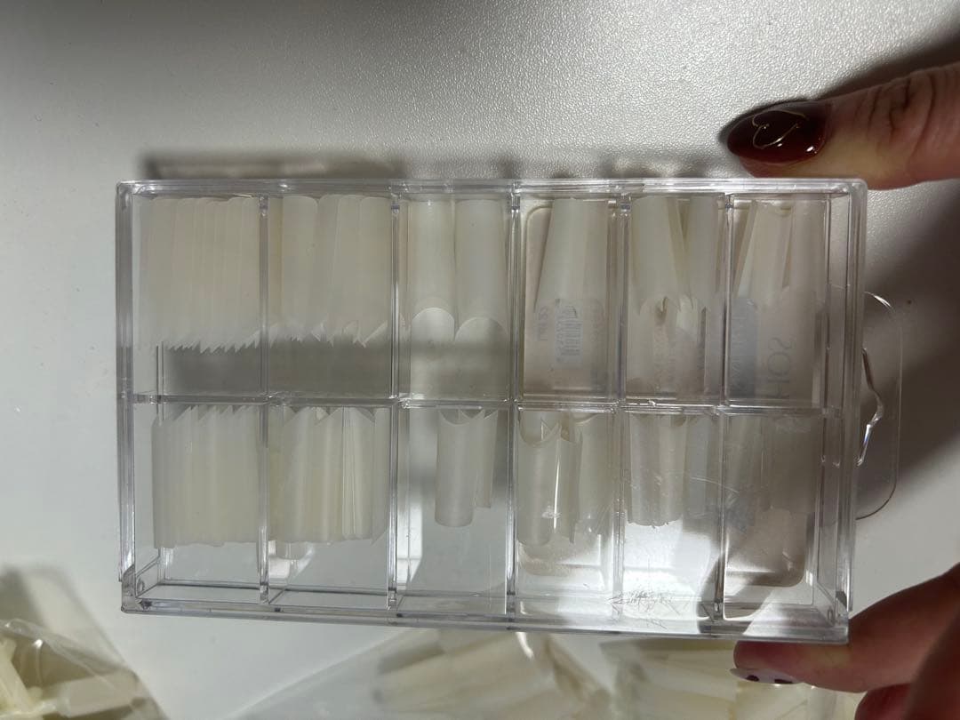 JNEC認定モデルハンド　ネイルチップ等おまけ多数