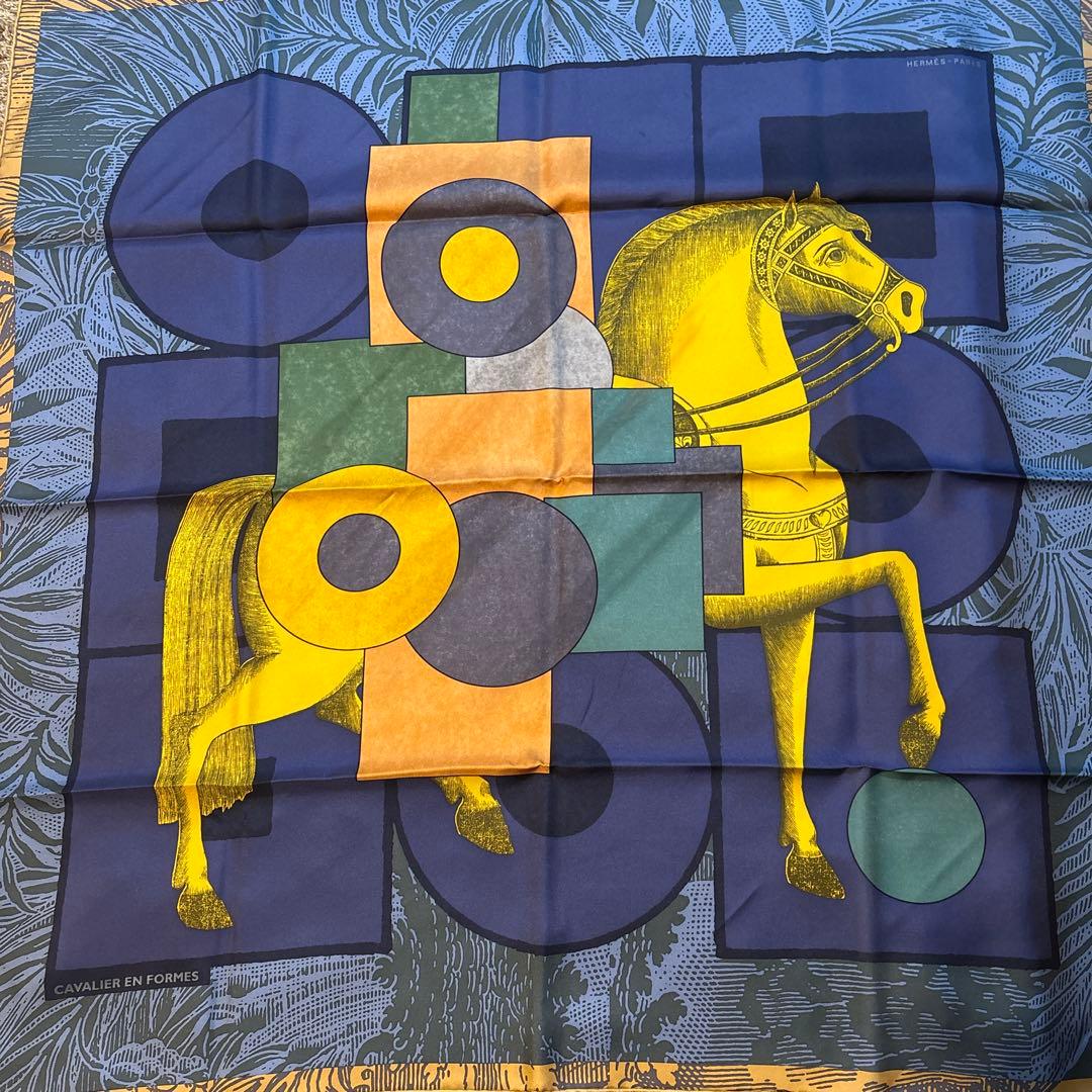 エルメス　カレ　90 カヴァリエ・アン・フォルム