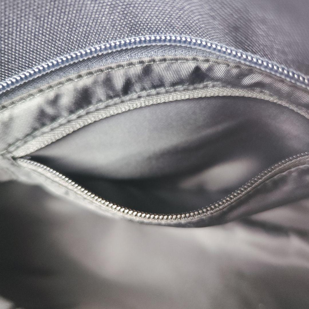 コートエシエル riss リス ボディバッグ ネイビー 大容量 13インチ収納可