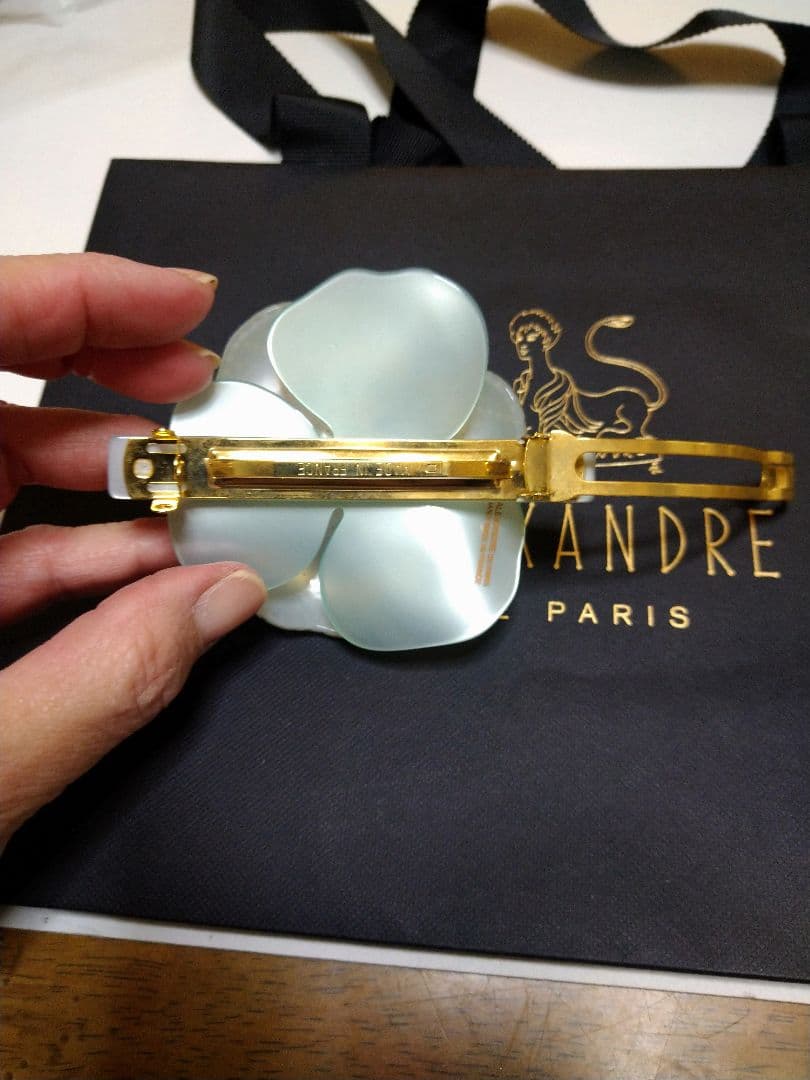 アレクサンドルドゥパリ カメリア バレッタ