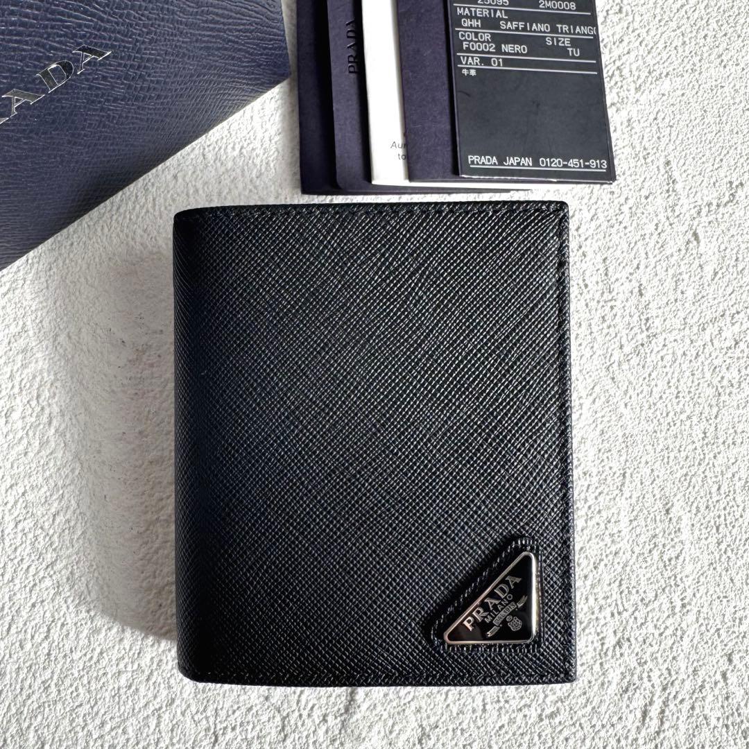 新品 PRADA プラダ サフィアーノレザー 二つ折り財布 ブラック