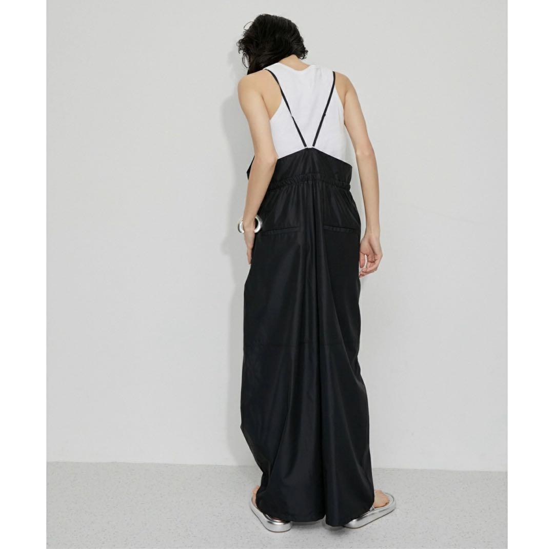 ADAM ET ROPE' アダムエロペ シャイニータフタ撥水ロンパース