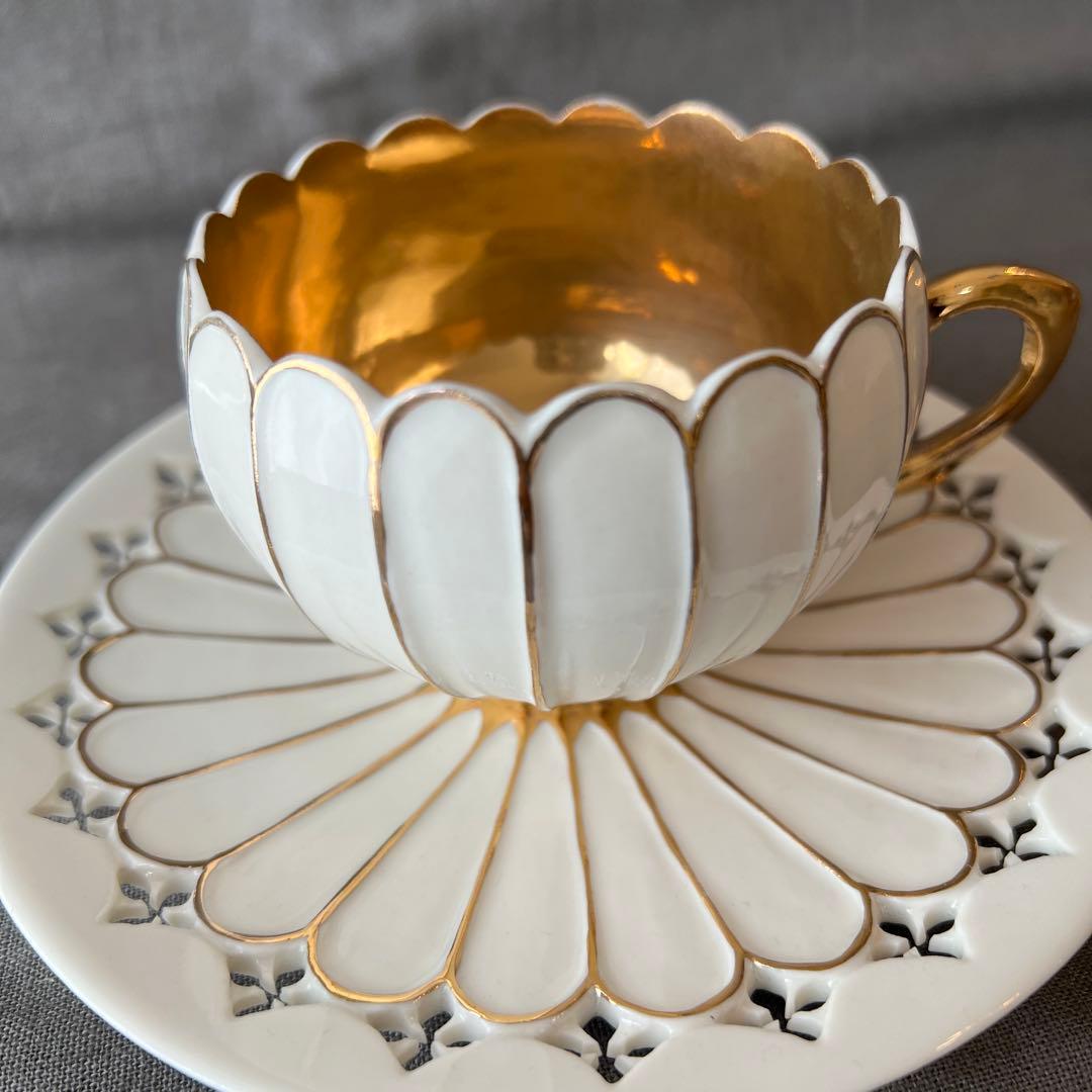 伊藤剛俊　希少ホワイトandゴールド　カップとお皿のセット