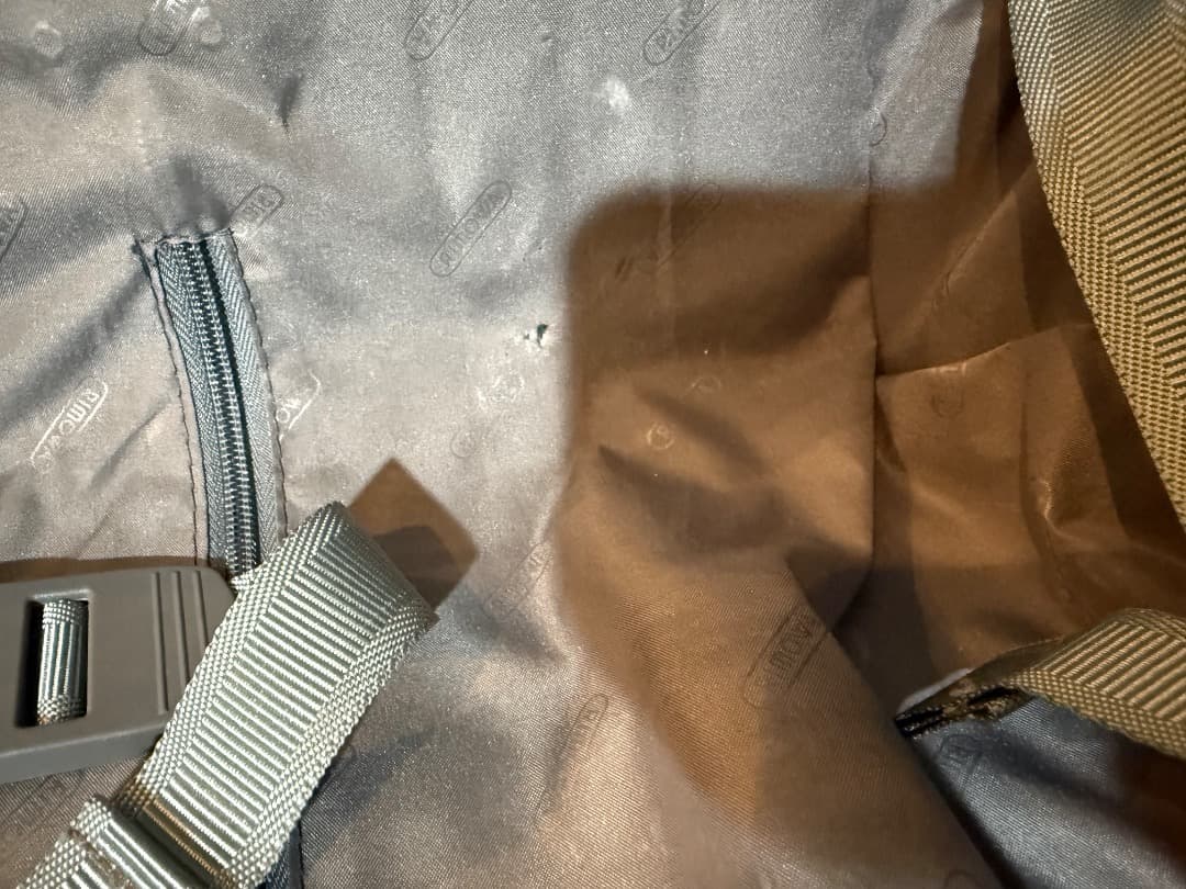 Rimowa Salsa キャリーオンスーツケース – グリーン