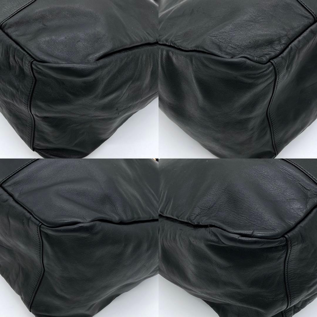 【LOEWE】ボストンバッグ　アナグラム型押し　柔らかレザー　ブラック　南京錠