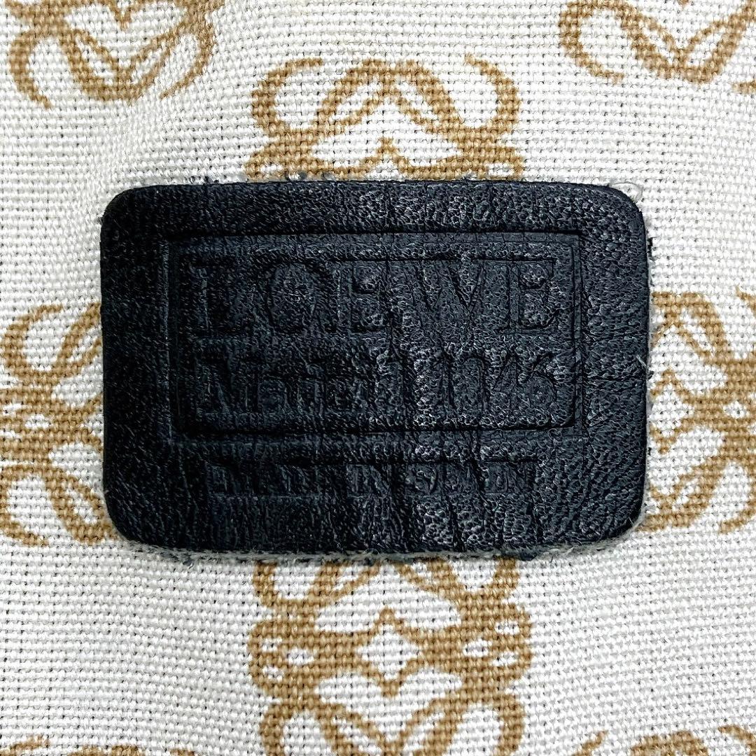 【LOEWE】ボストンバッグ　アナグラム型押し　柔らかレザー　ブラック　南京錠