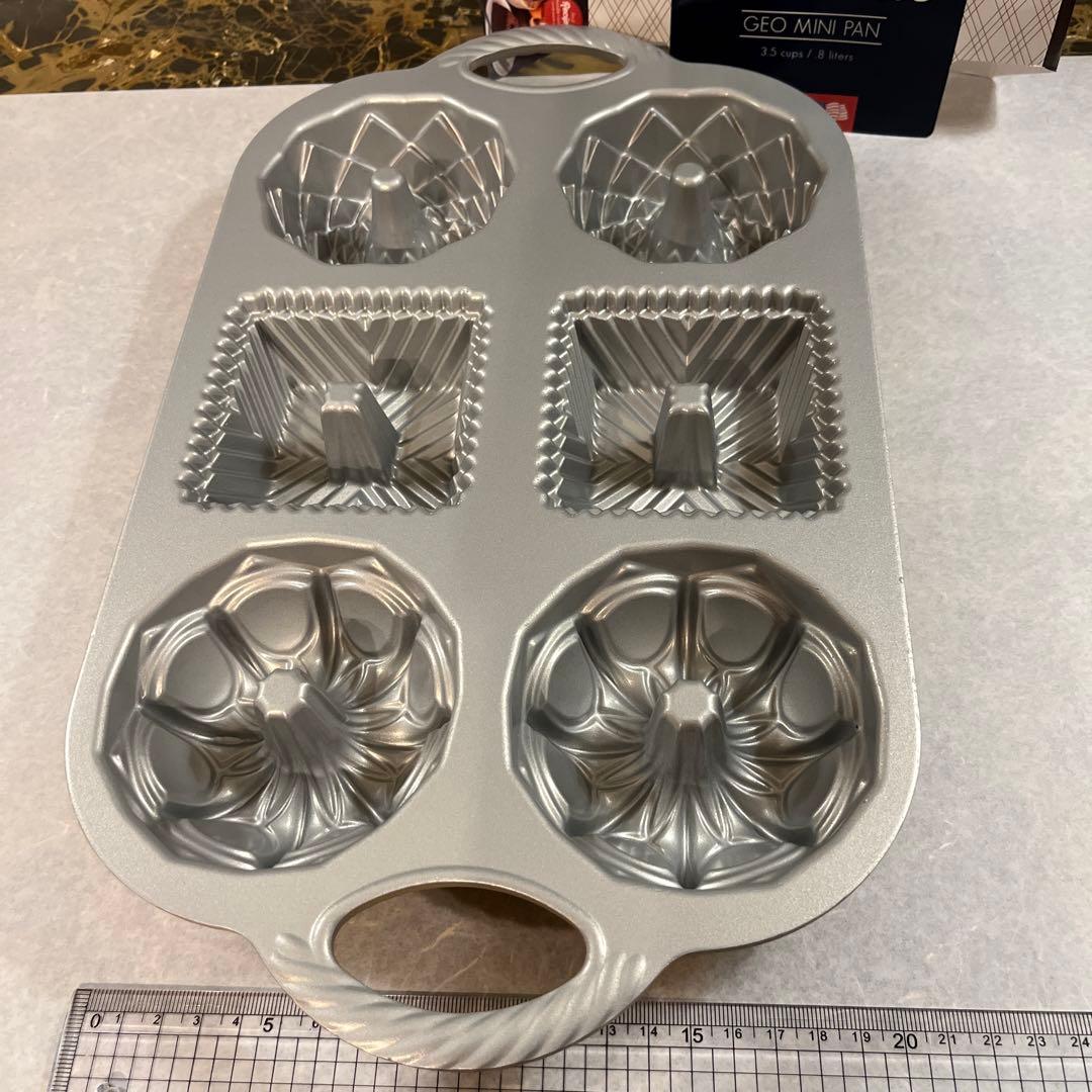 値下げ【新品】ノルディックウェア ゲオ Nordic Ware Geo ケーキ型