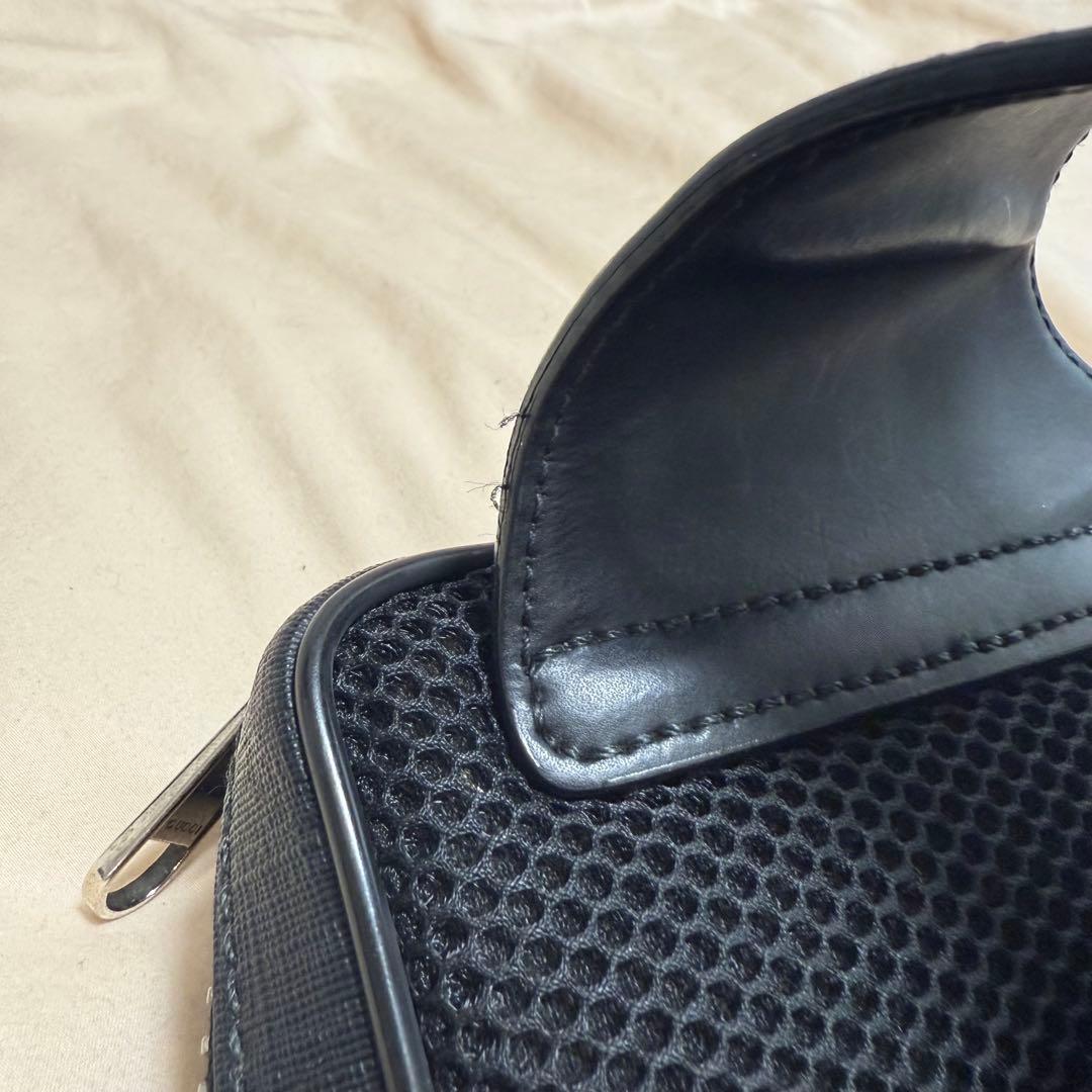 (暴れん棒将軍)GUCCI グッチ ボディバッグ GGスプリーム