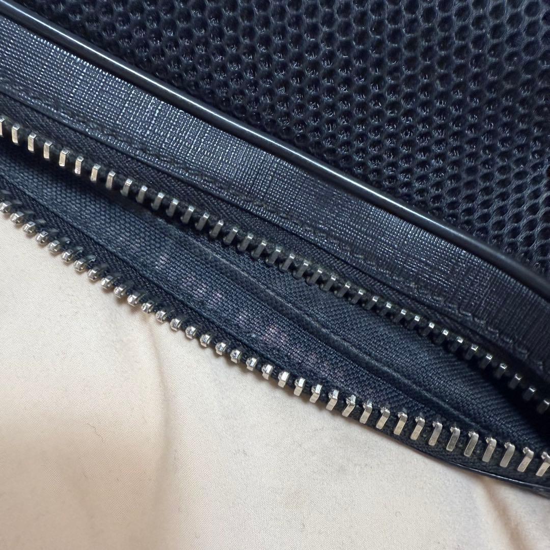 (暴れん棒将軍)GUCCI グッチ ボディバッグ GGスプリーム