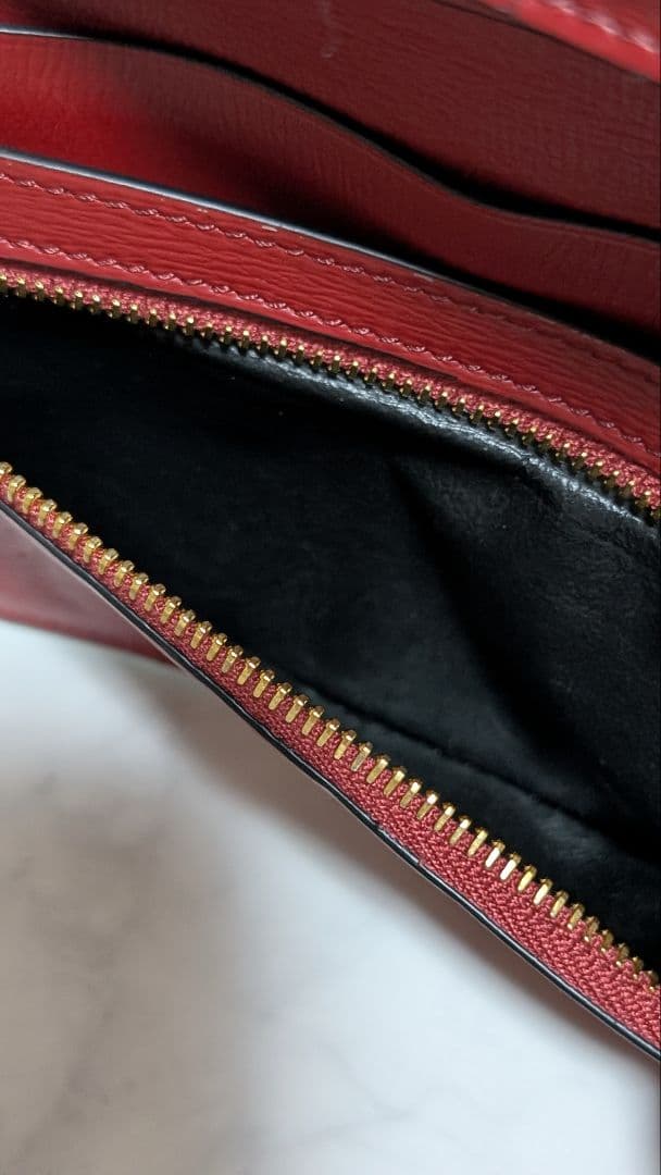 【早いもの勝ち価格】TOMFORD メンズレザー二つ折り財布 バーガンディ