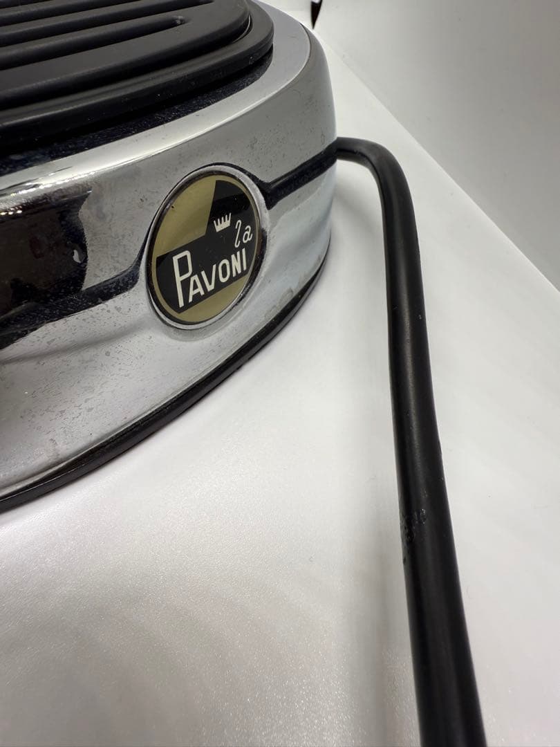 Pavoni 『プロフェッショナル PLH レーニョ』エスプレッソマシン