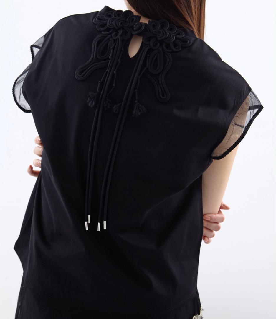 タナカダイスケ　China ribbon no sleeve T-shirt