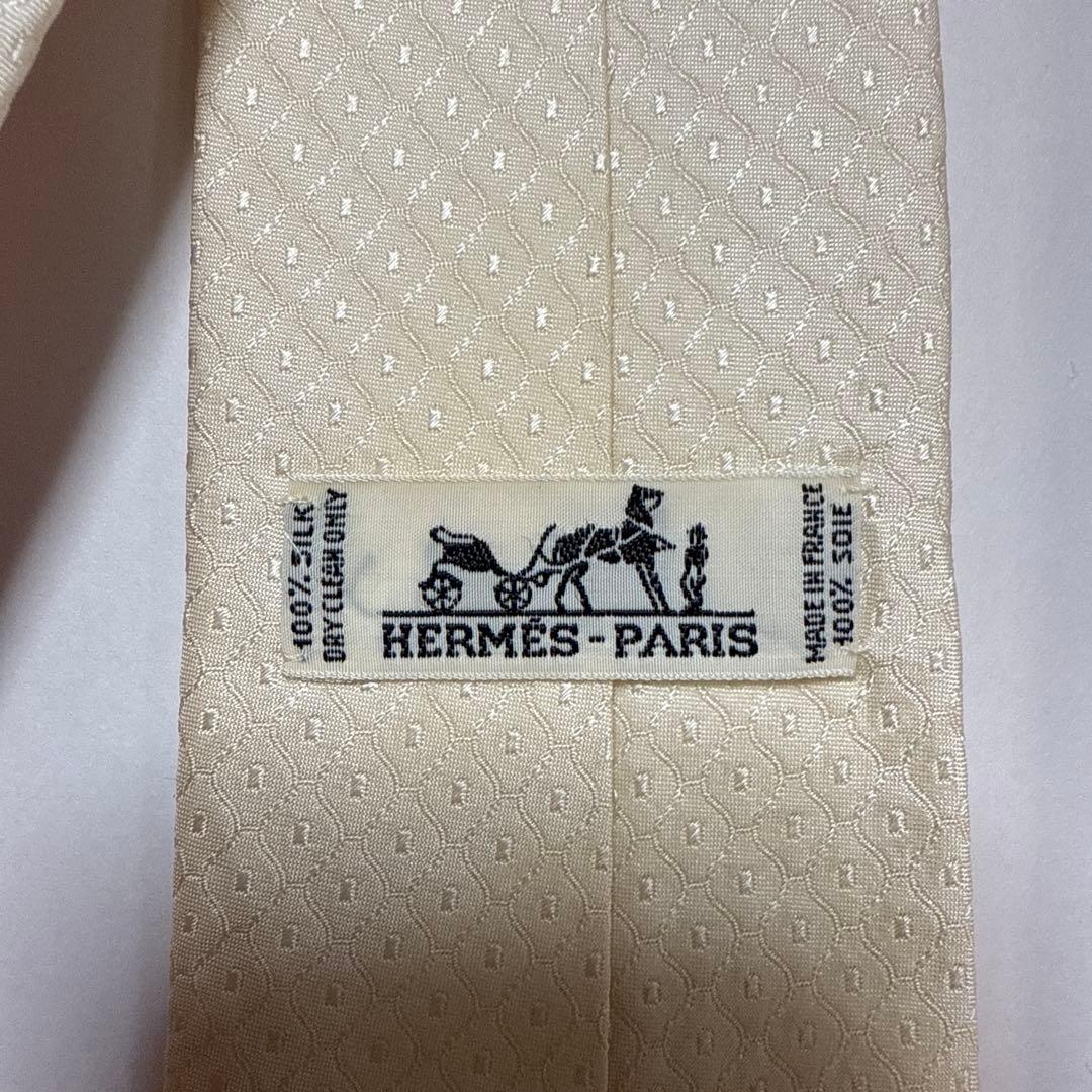 エルメス　ネクタイ　白クリーム　ドット　シルクジャガード　結婚式