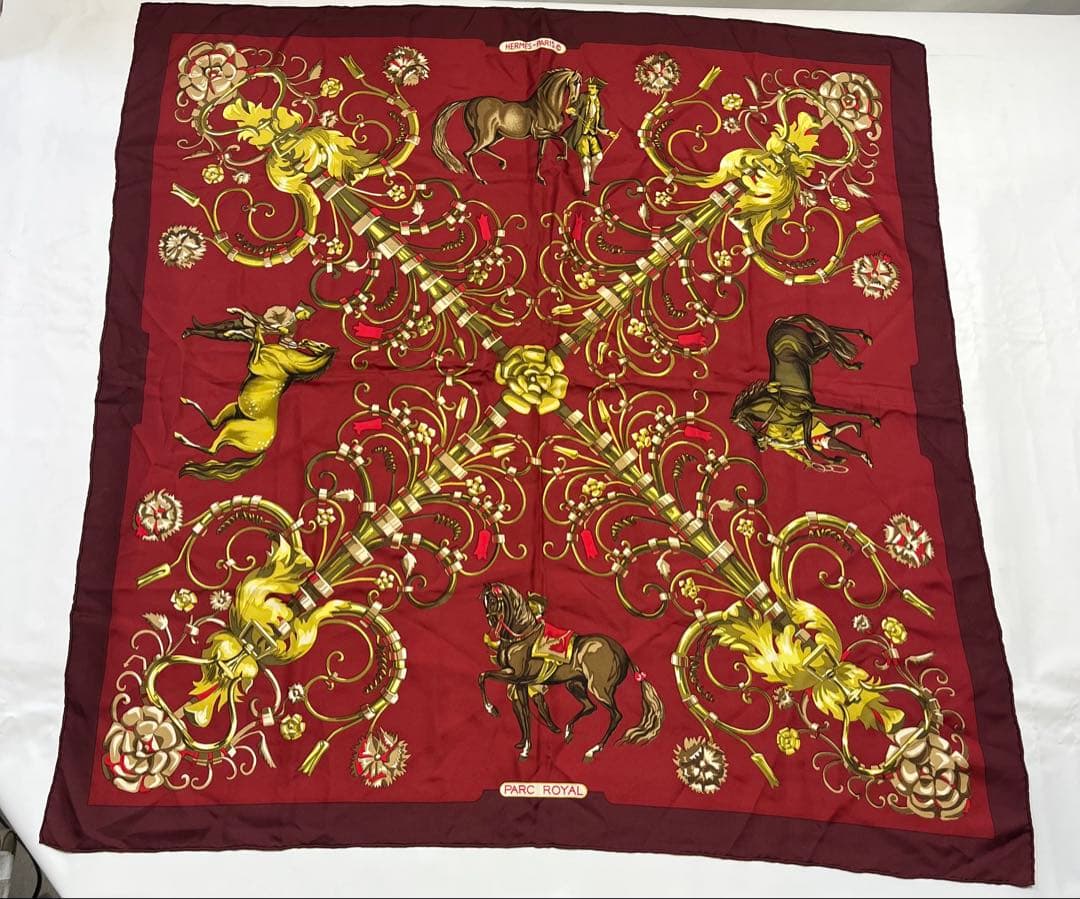 a0105-2エルメス　HERMES　パルク　ロイヤル　カレ90　スカーフ　赤