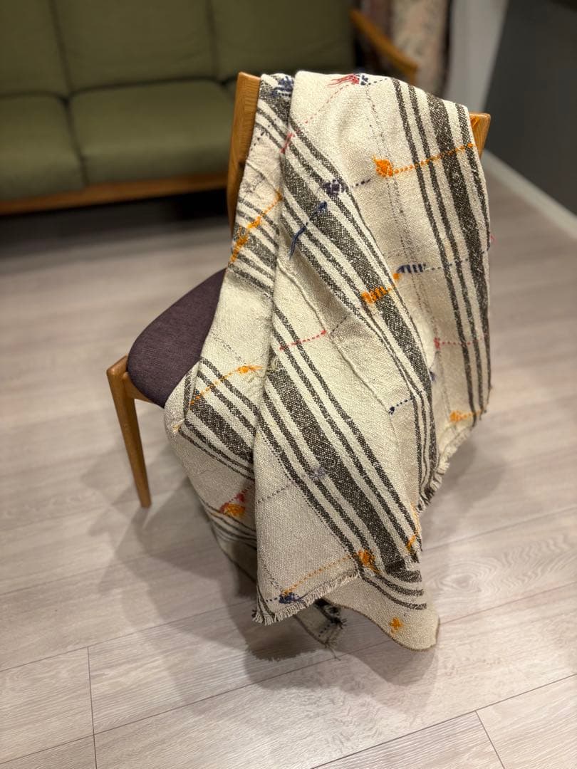 一点物ビンテージラグ・キリム（トルコ、アナトリア）167 x 189cm