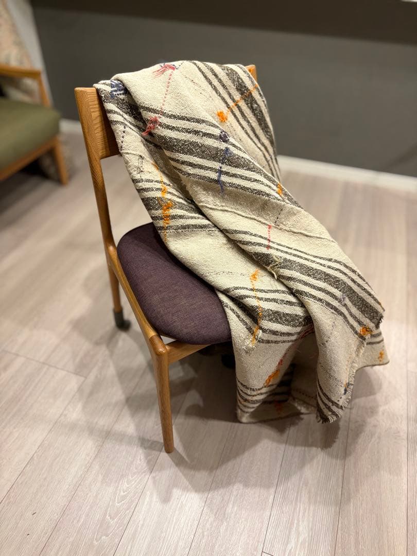 一点物ビンテージラグ・キリム（トルコ、アナトリア）167 x 189cm