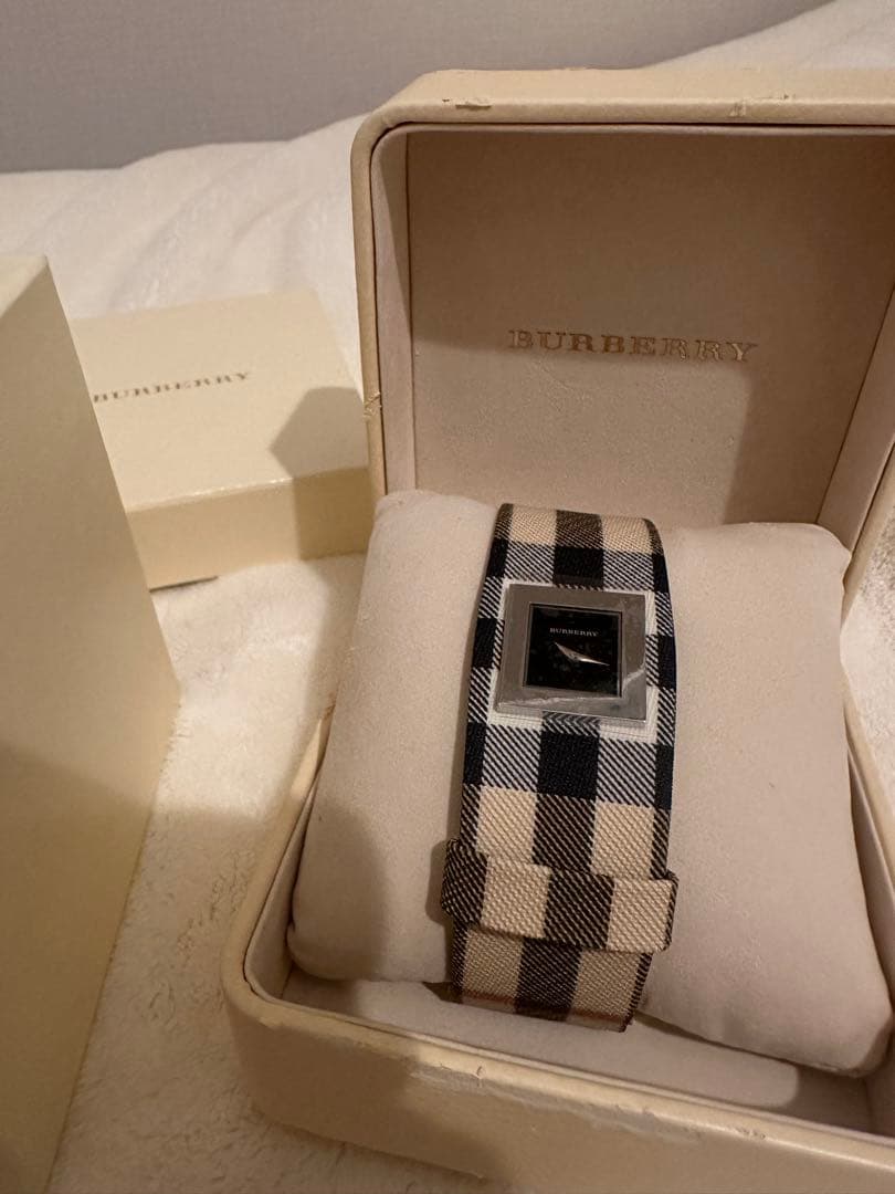 BURBERRY 腕時計 レディース　チェック柄[最終値下げ]