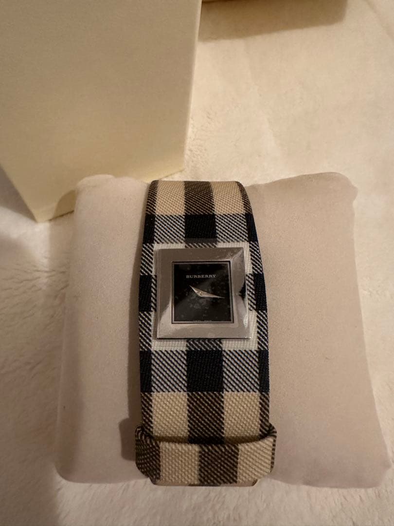 BURBERRY 腕時計 レディース　チェック柄[最終値下げ]
