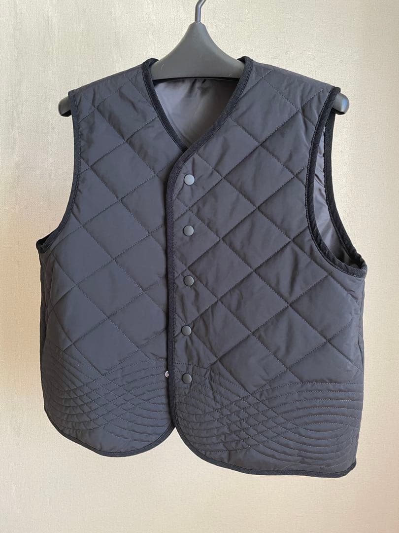 北欧、暮らしの道具店　キルティングベスト