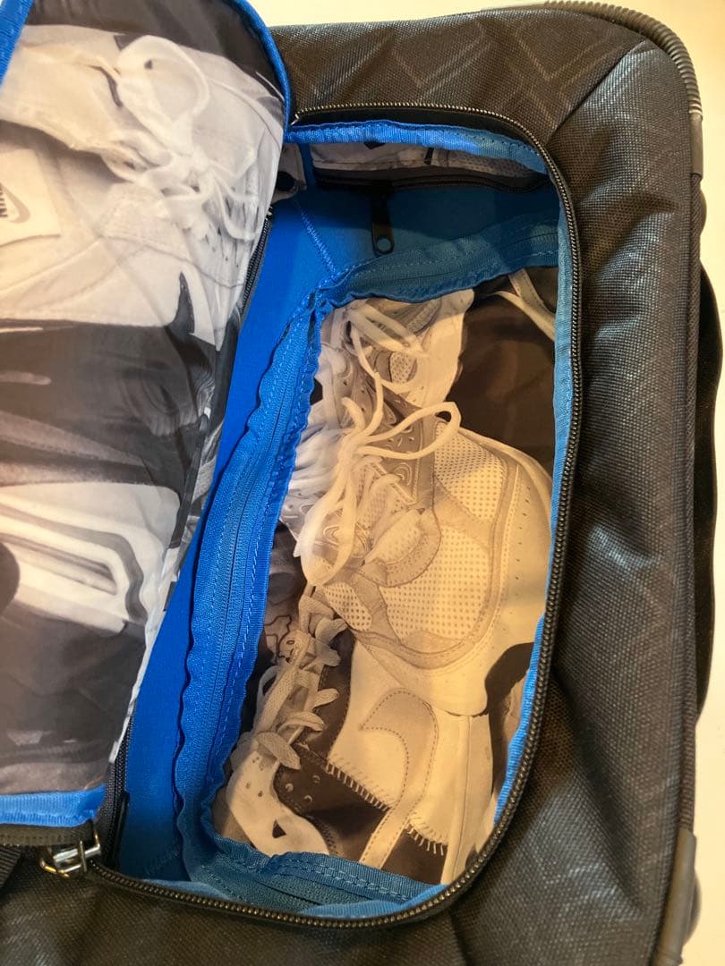 NIKE キャリーバック　78L