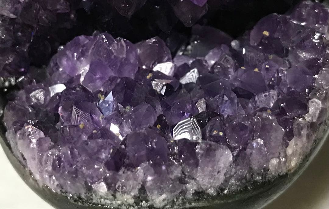 希少　天然石　ウルグアイ産　アメジスト　笑口　ドーム　天使の指紋多数　虹あり