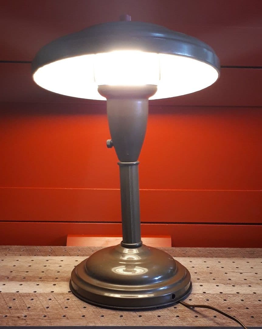 米国ヴィンテージ 1970' ミッドセンチュリー UFOアトミックメタルランプ