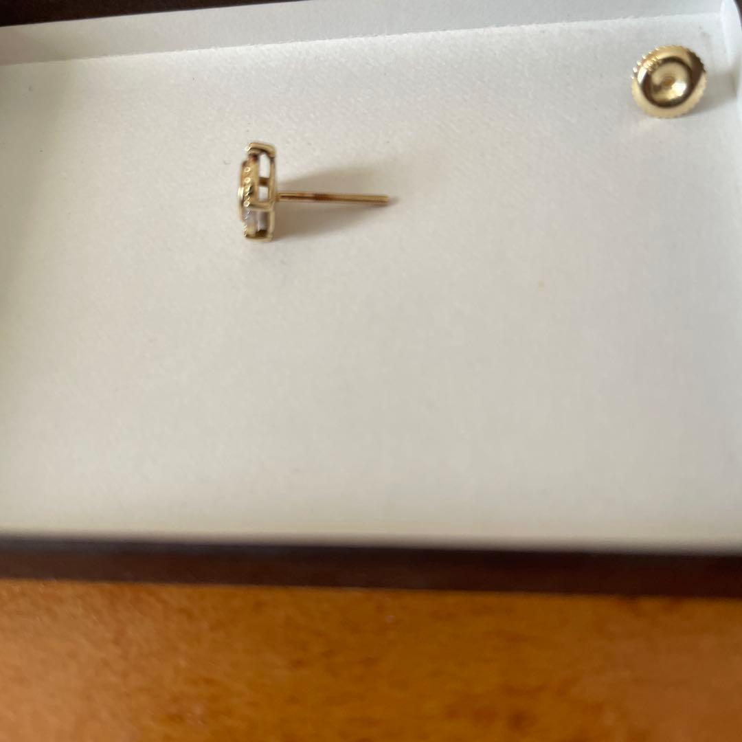 avaranch ネジ式 10k ダイヤモンド0.05ct片耳用