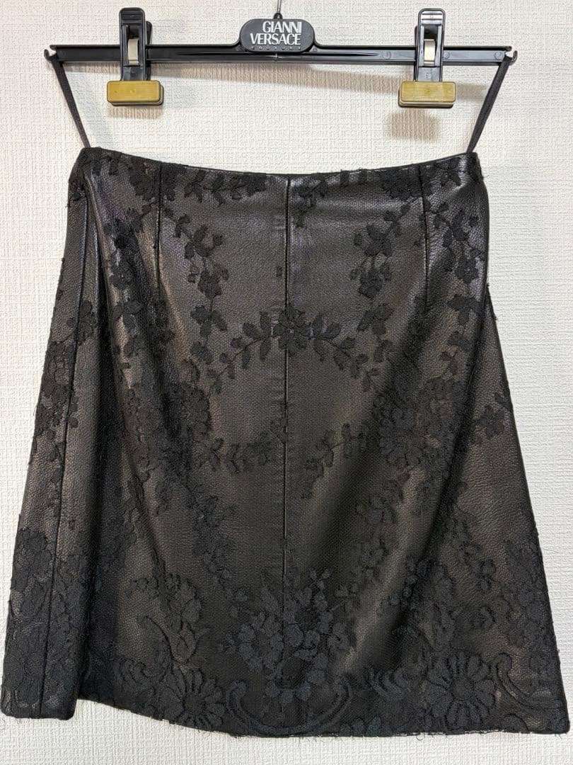 GIANNI VERSACE ヴェルサーチ ブラック スカート