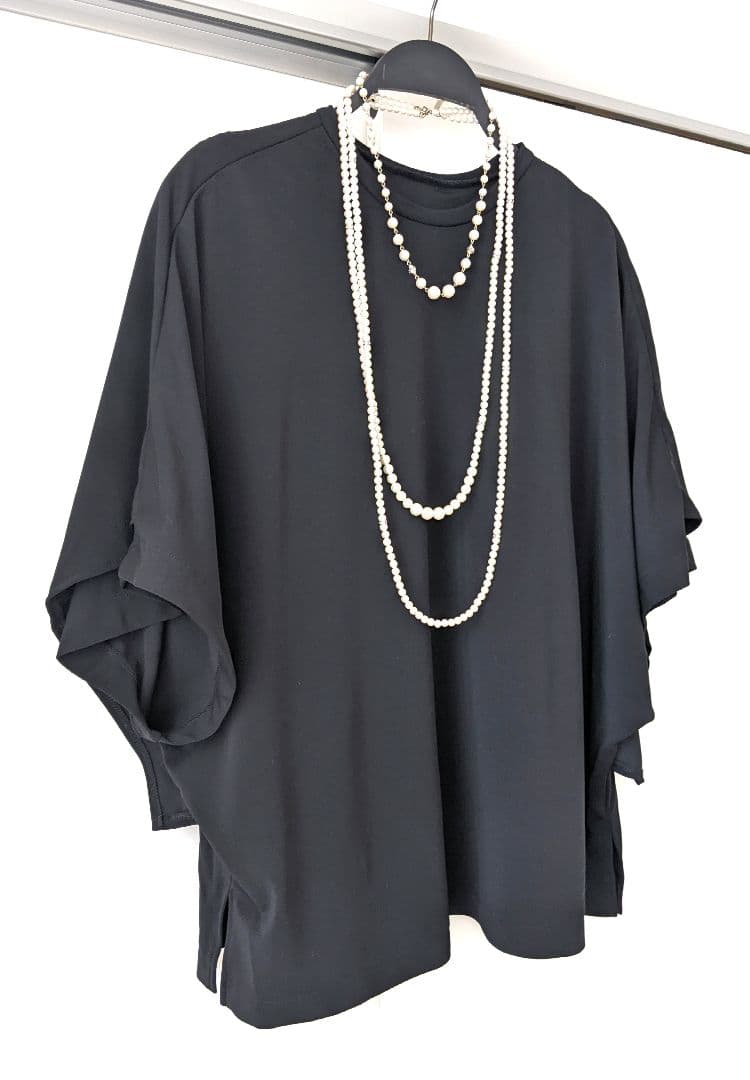 【極美品】ADOREアドーア プルオーバー ブラウス ストレッチ素材 38 黒