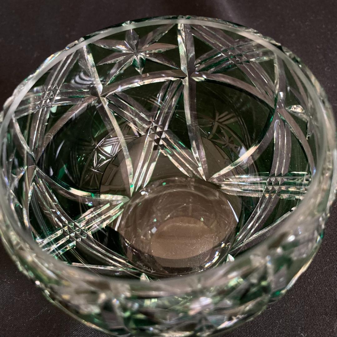【未使用　箱付】カガミクリスタル 江戸切子 蓋物 緑 菓子入れ　小物入れ 小鉢