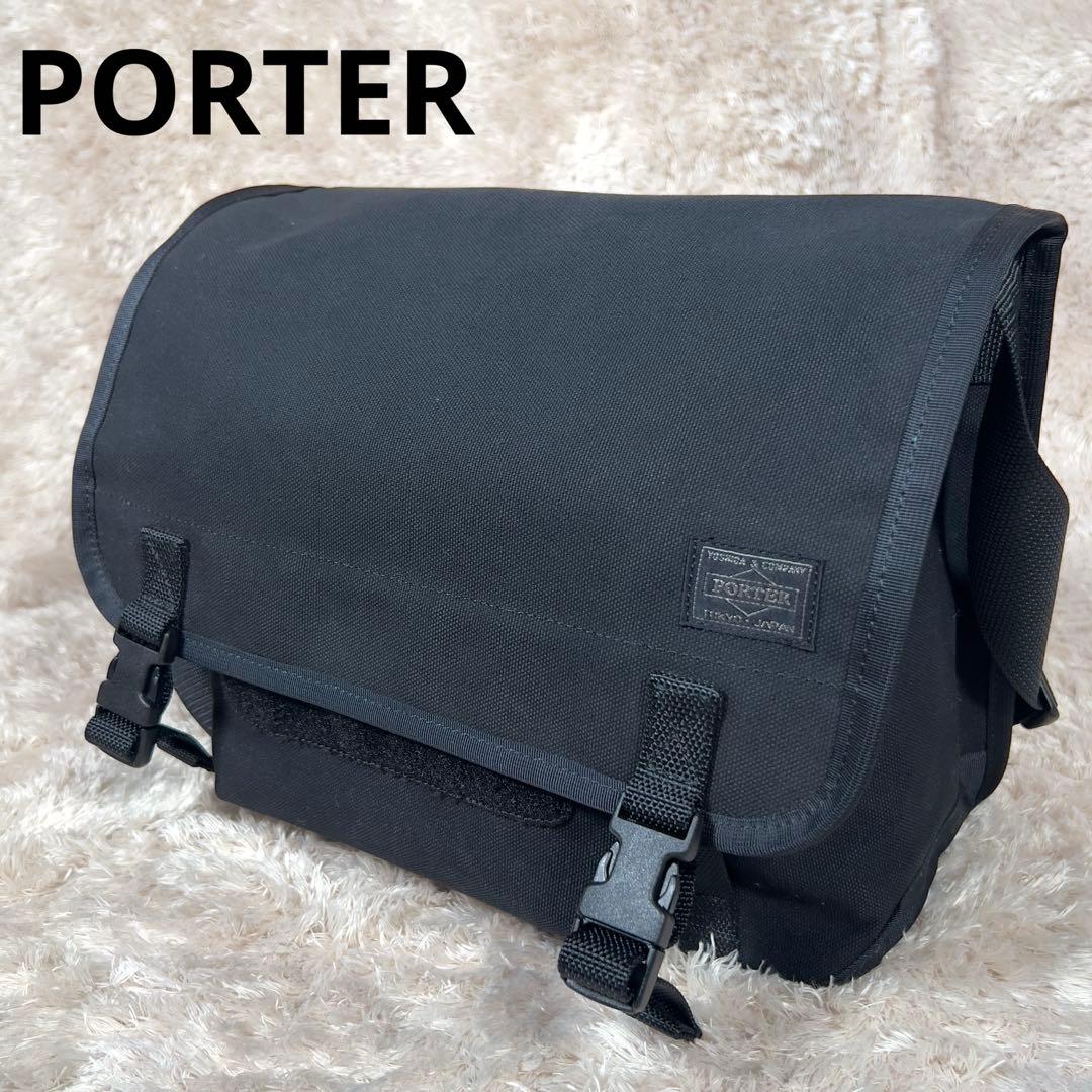 PORTER ポーター　メッセンジャーバッグ　カメラバッグ　ブラック