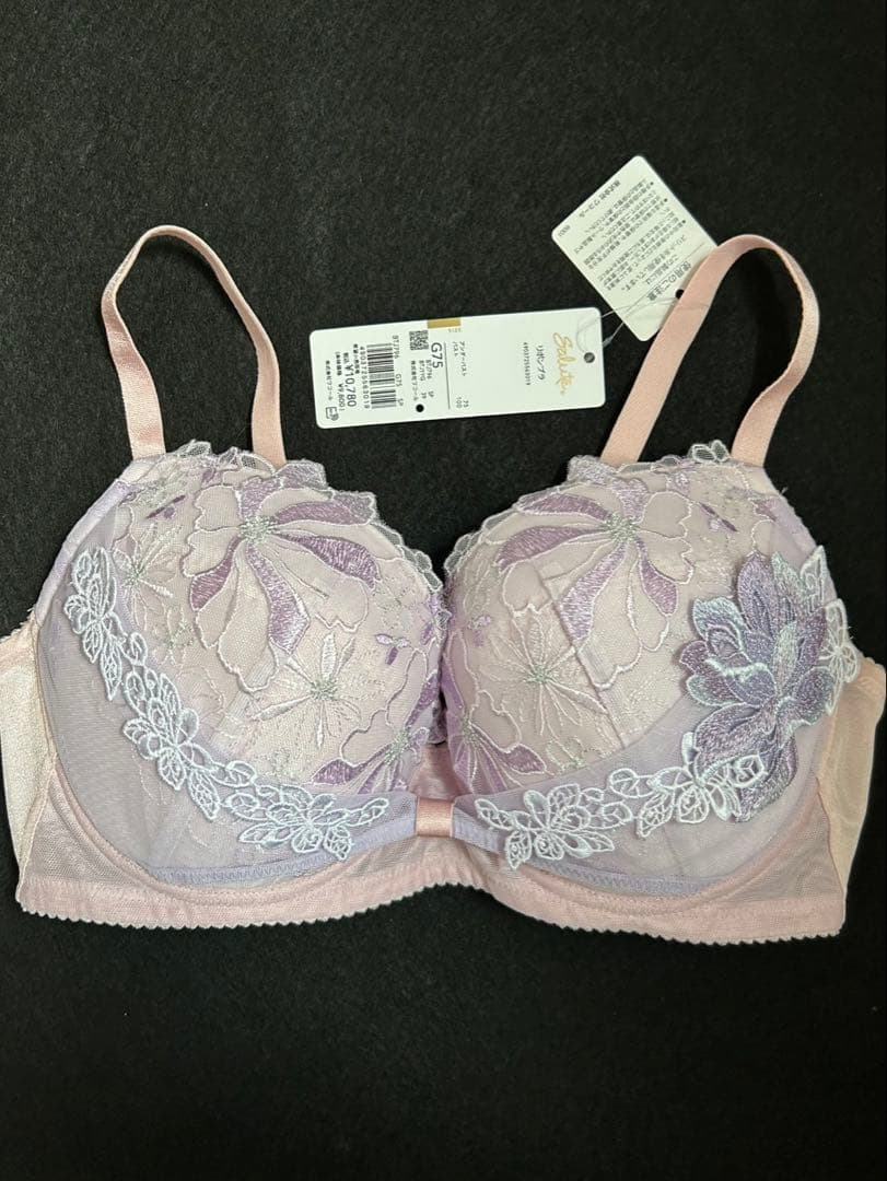 ワコール サルート　Wacoal Salute ブラ&ショーツ セット