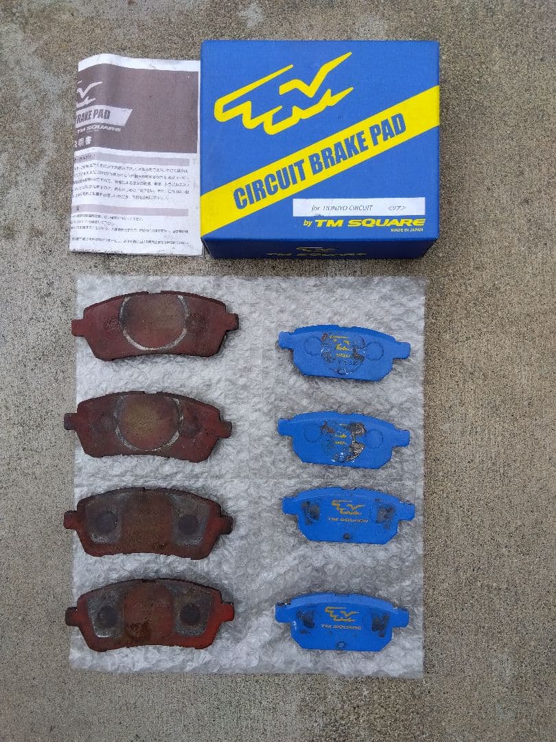 スイフトスポーツ ZC32S ブレーキパッド　サーキット　TMスクエア アクレ