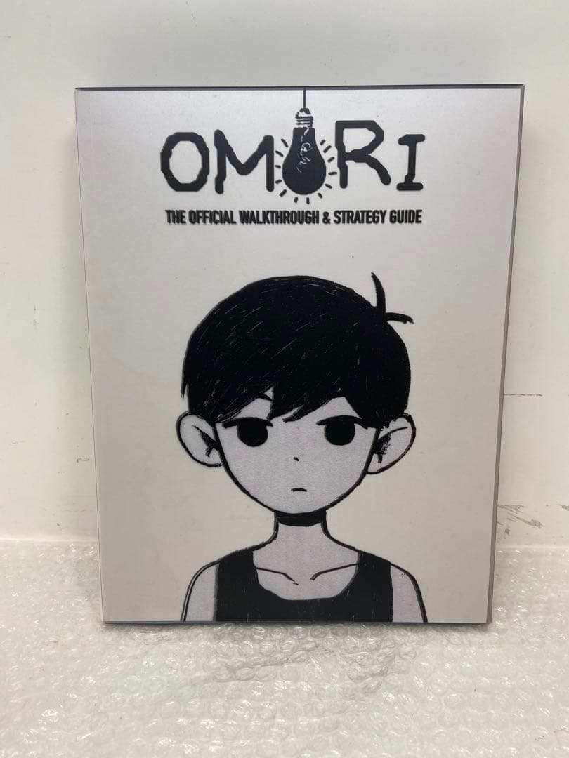 ⚫︎ OMORI アートブック