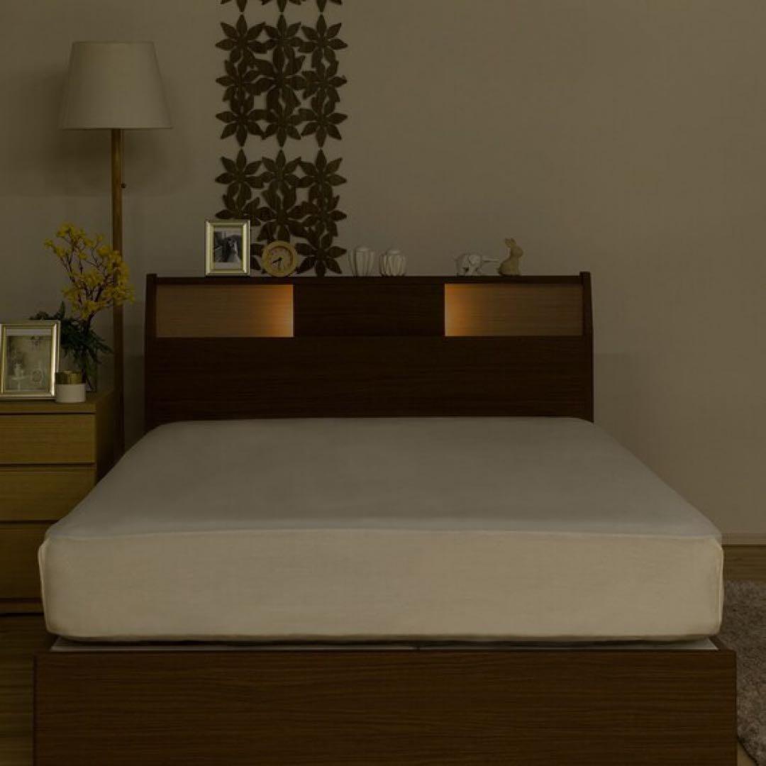 送料込み　ニトリ クイーン ベットフレーム 収納・コンセント付　アザン3浅型