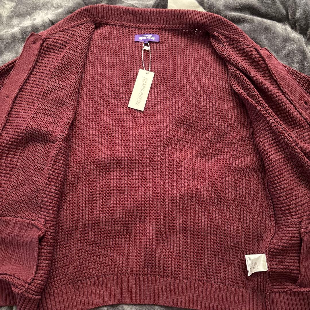 FUCKING AWESOME LIBRARY SWEATER ピンズ付き