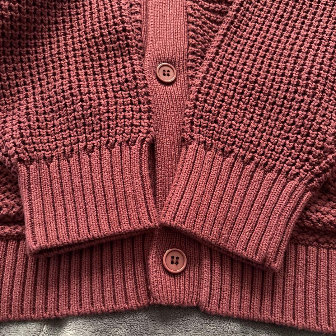 FUCKING AWESOME LIBRARY SWEATER ピンズ付き