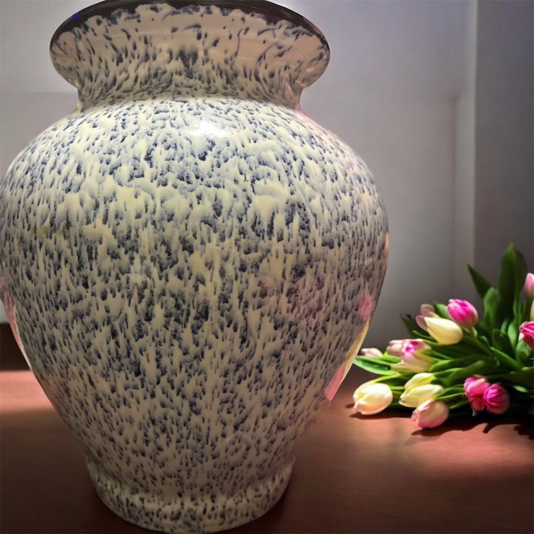 陶器製 中型花瓶❁⃘*. 白と青 上部黒色