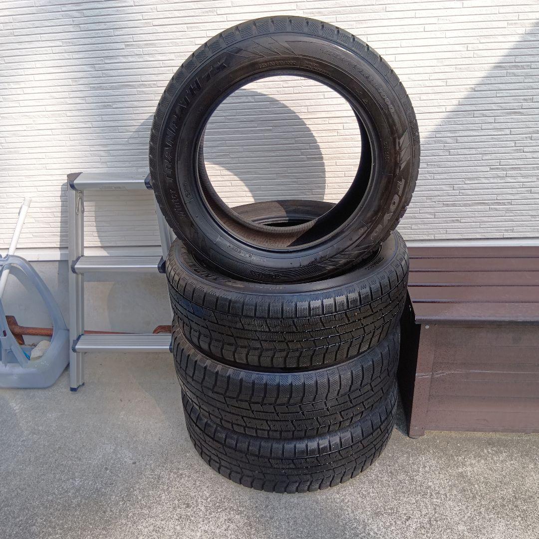 225/60R18 TOYO スタッドレス　2024年製造